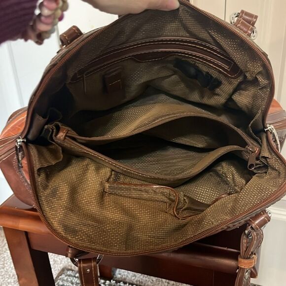 MC Madi Claire Brown Bi Color Crocodile Embossed 
Heart Keychain Shoulder Bag - Picture 9 of 11